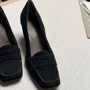 Aerosoles black pump